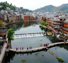霸州长沙旅游攻略(长沙旅游攻略景点必去二日游)