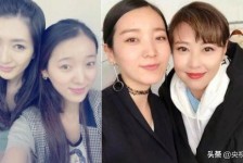 霸州7旬奶奶带盲老伴游遍中国(小女孩扶盲人老奶奶过马路)