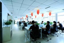 霸州成都雇用伴游司机(雇用成都客运班车旅游司机)