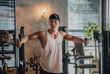 霸州肌肉男模(肌肉男模板)