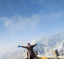 霸州西岭雪山攻略(西岭雪山攻略图)