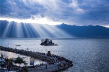 霸州洱海旅游攻略(成都到洱海旅游攻略)
