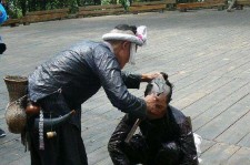 霸州欲带老伴游遍中国(带着老伴去旅游)