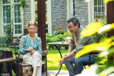 霸州坦言带老伴游遍中国(我和老伴去旅游)