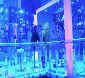 霸州上海伴游 [视频]曝伴游行业内幕：白天陪玩晚上陪睡
