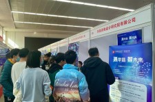 霸州北京伴游招聘 北京各大高校恢复线下招聘会，今年有什么不一样？记者探访