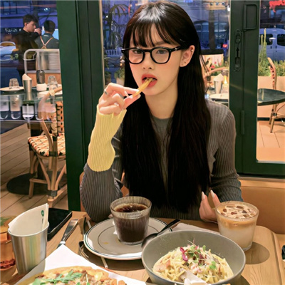 霸州伴游女生娄婷的资料