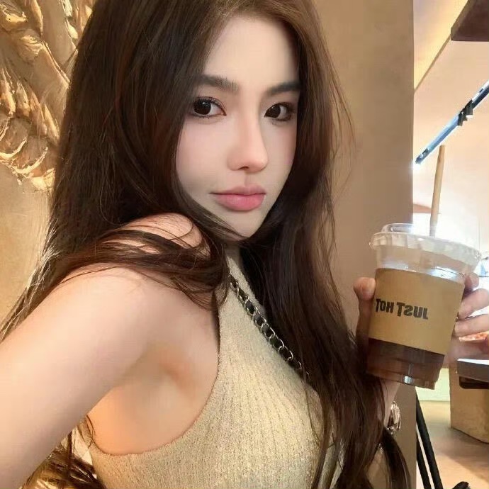 霸州伴游女生阿丽米热·艾美尔的资料